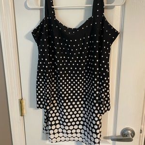 Black and white new directions top